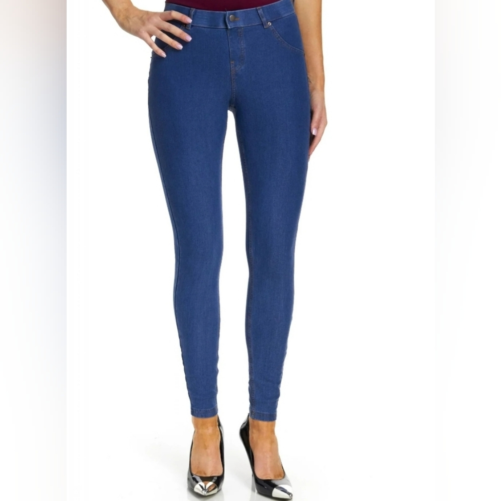 Hue Women's Essential Denim Leggings Medium Wash Small
